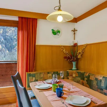 In Matrei Near Lift & Bus * מטרי אין אוסטירול