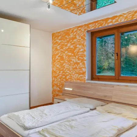 בית נופש In Matrei Near Lift & Bus