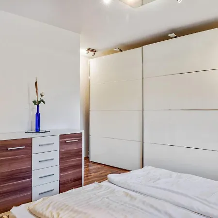 In Matrei Near Lift & Bus בית נופש *