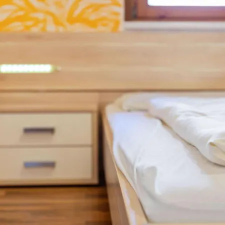 In Matrei Near Lift & Bus בית נופש