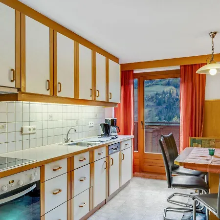 In Matrei Near Lift & Bus * מטרי אין אוסטירול