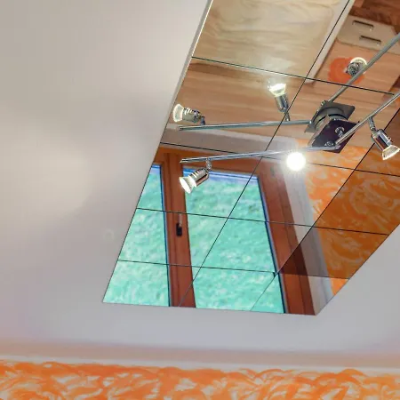 In Matrei Near Lift & Bus 度假居